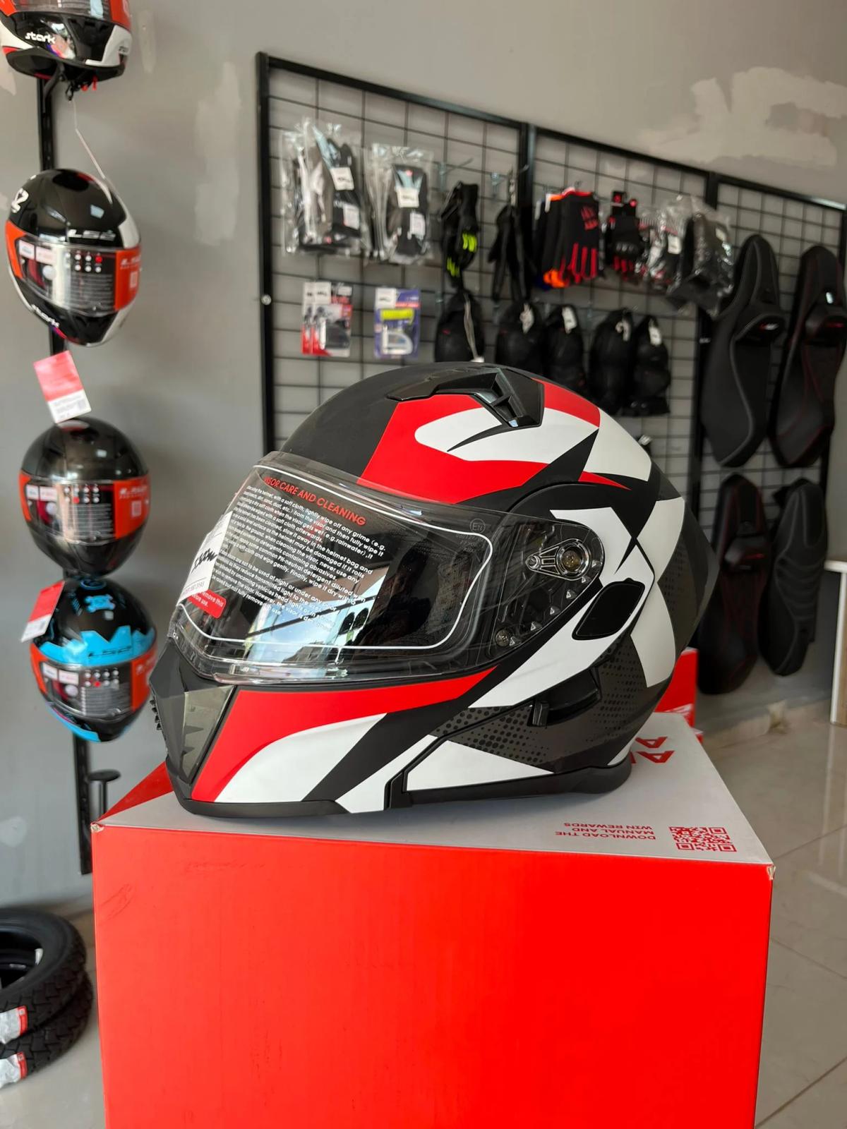 ÇENE AÇILABİLİR KASK HELMETS