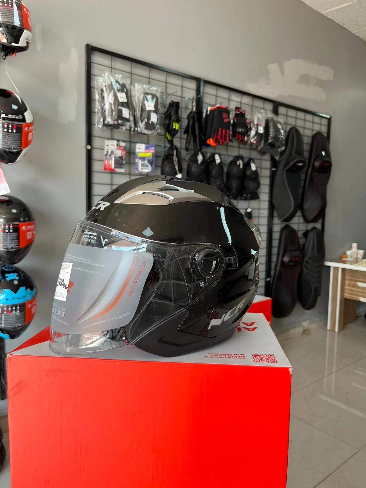 NCR YARIM KASK PARLAK SİYAH